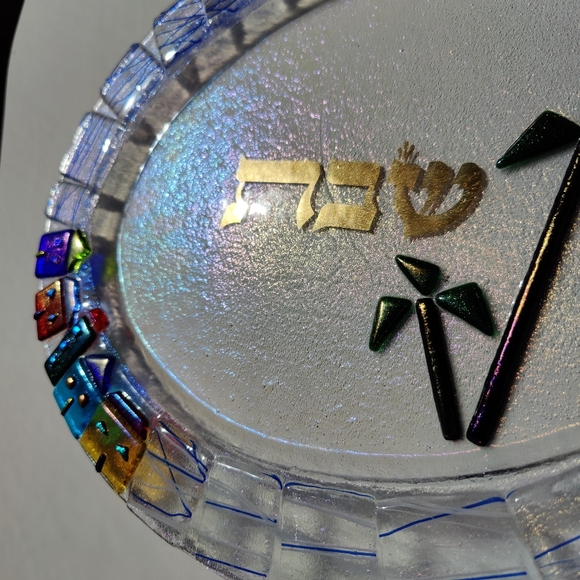 Fused Glass | oval Challah platter 15 inches long - Picture 4 of 16